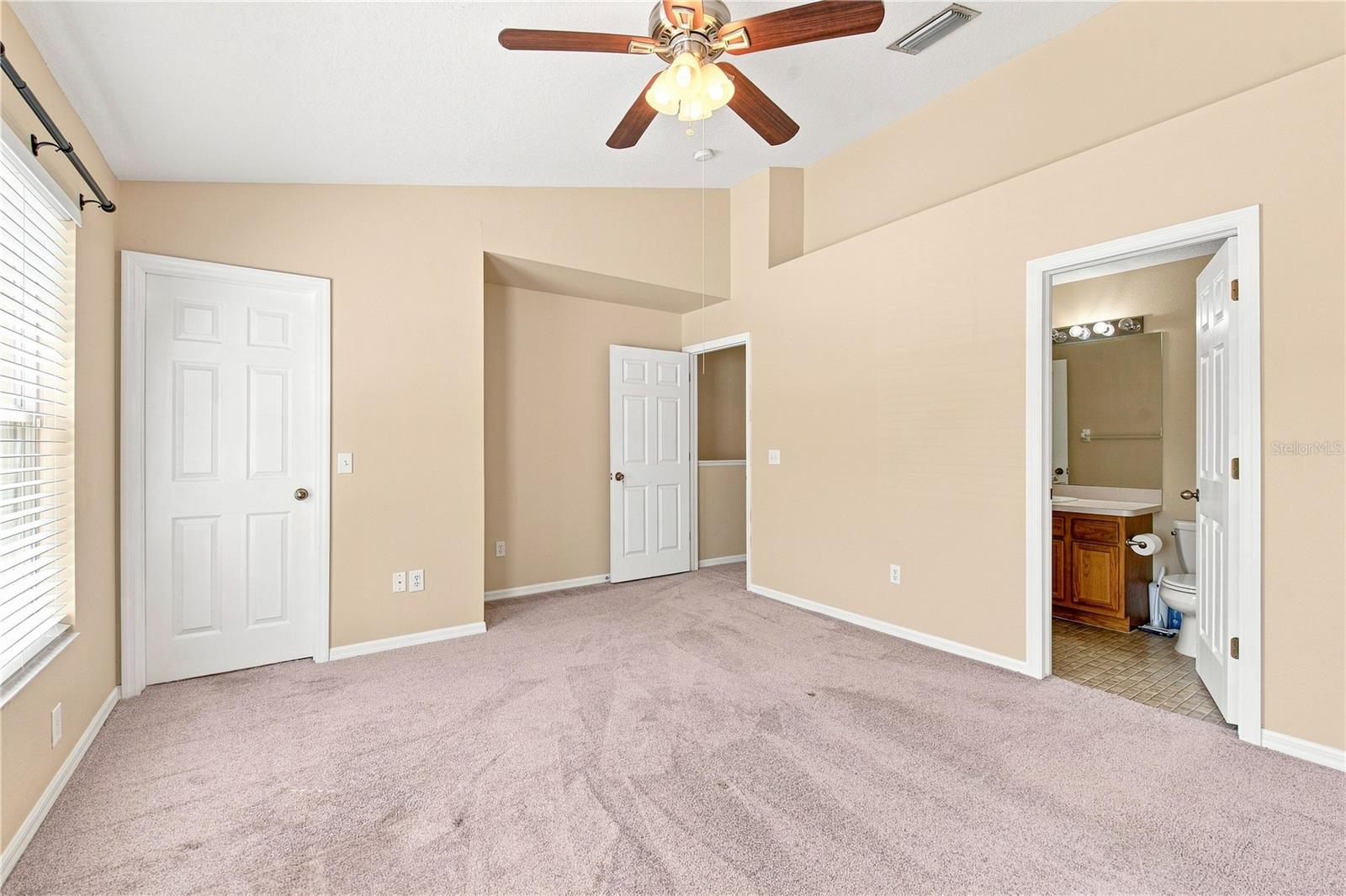 13710 FOREST LAKE DR — photo 21