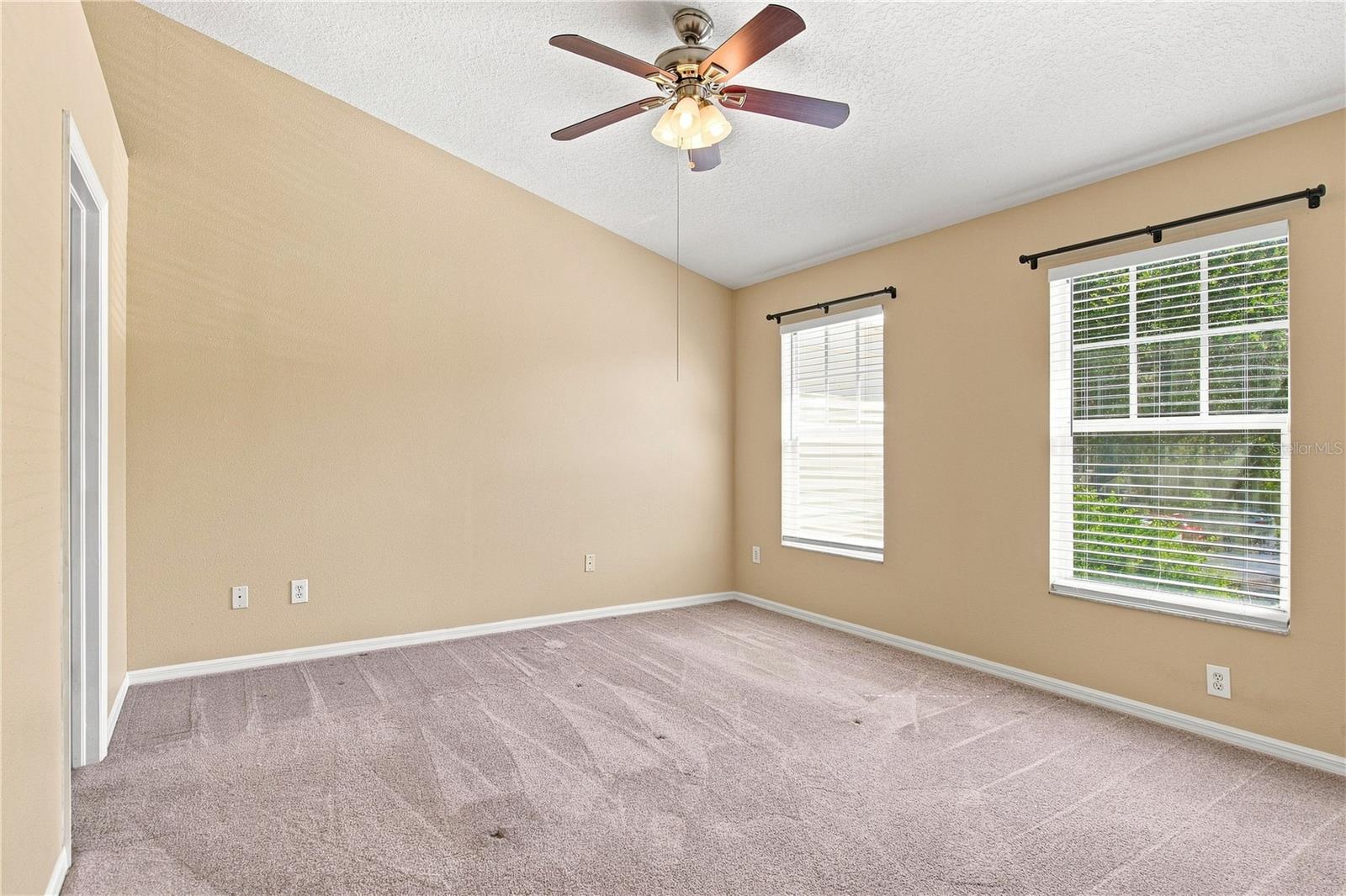 13710 FOREST LAKE DR — photo 20