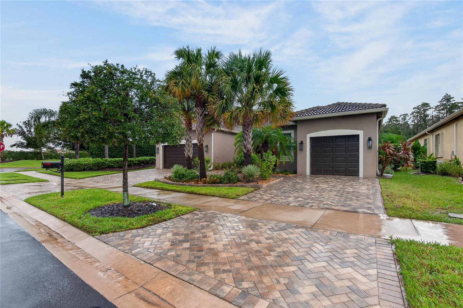 5002 EMERALD ISLE DR — photo 3