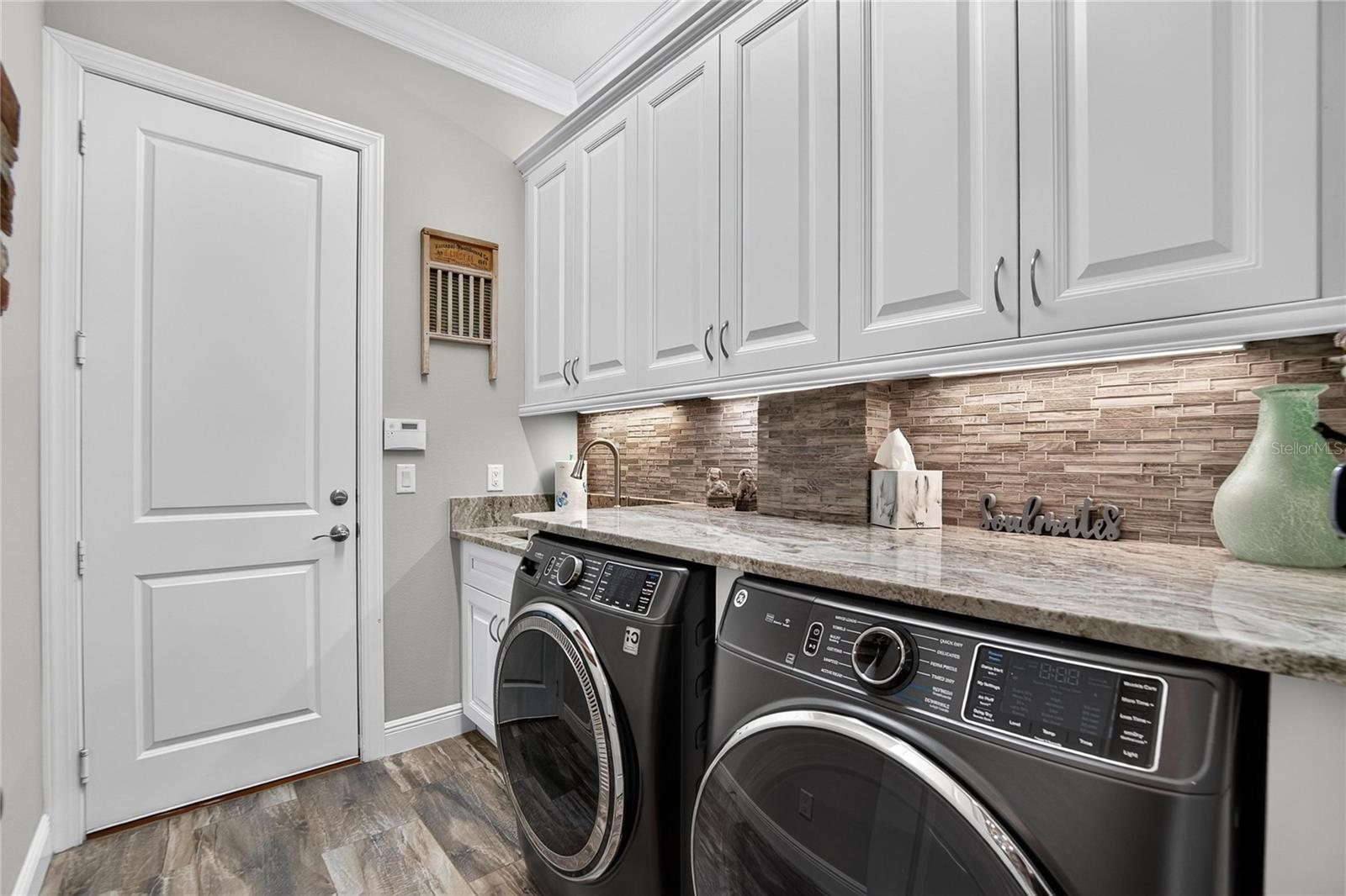 5002 EMERALD ISLE DR — photo 45