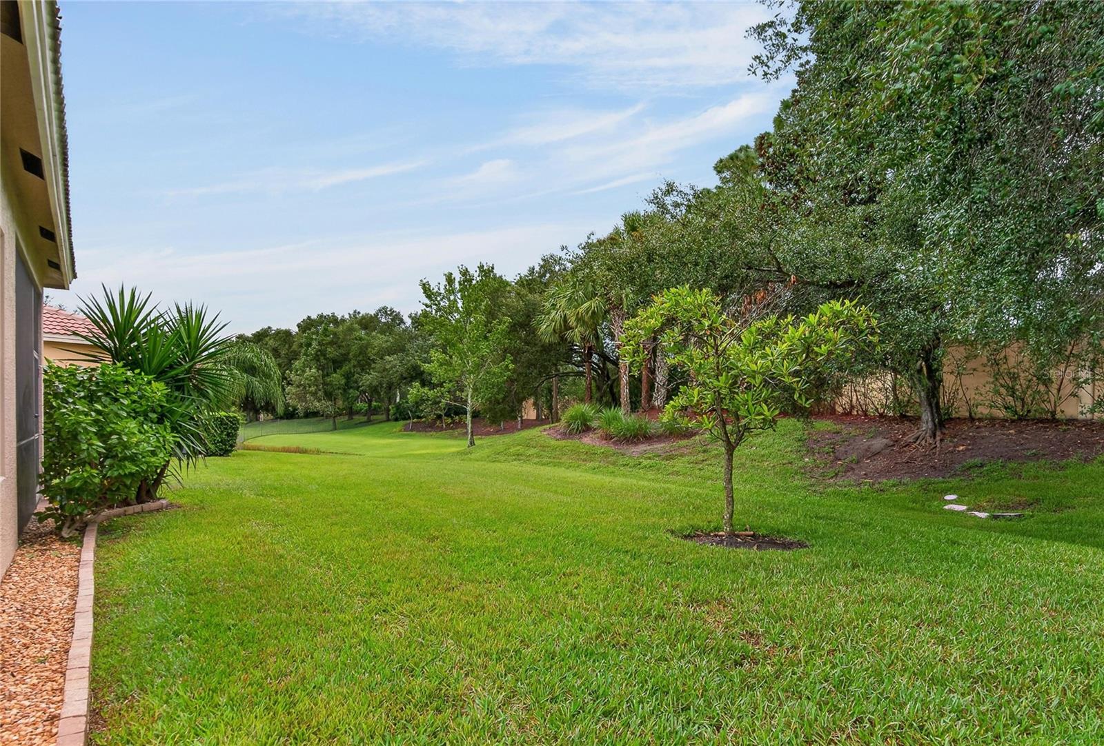 15906 COBBLE MILL DR — photo 44