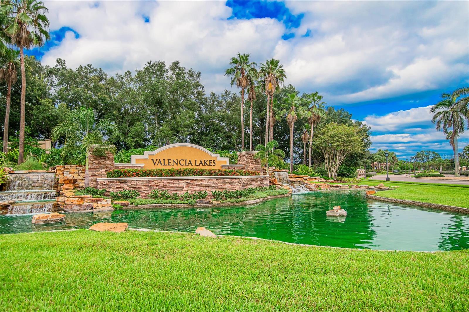 15906 COBBLE MILL DR — photo 76