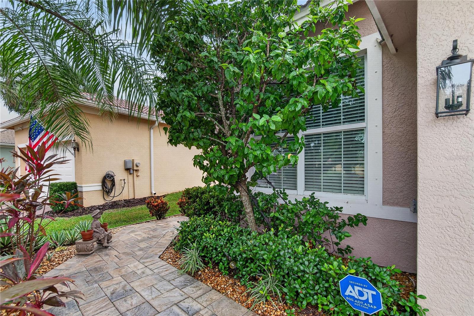 15906 COBBLE MILL DR — photo 2