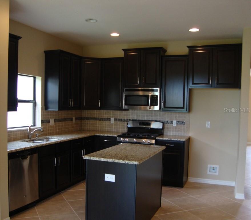 3609 81ST PL E — photo 7