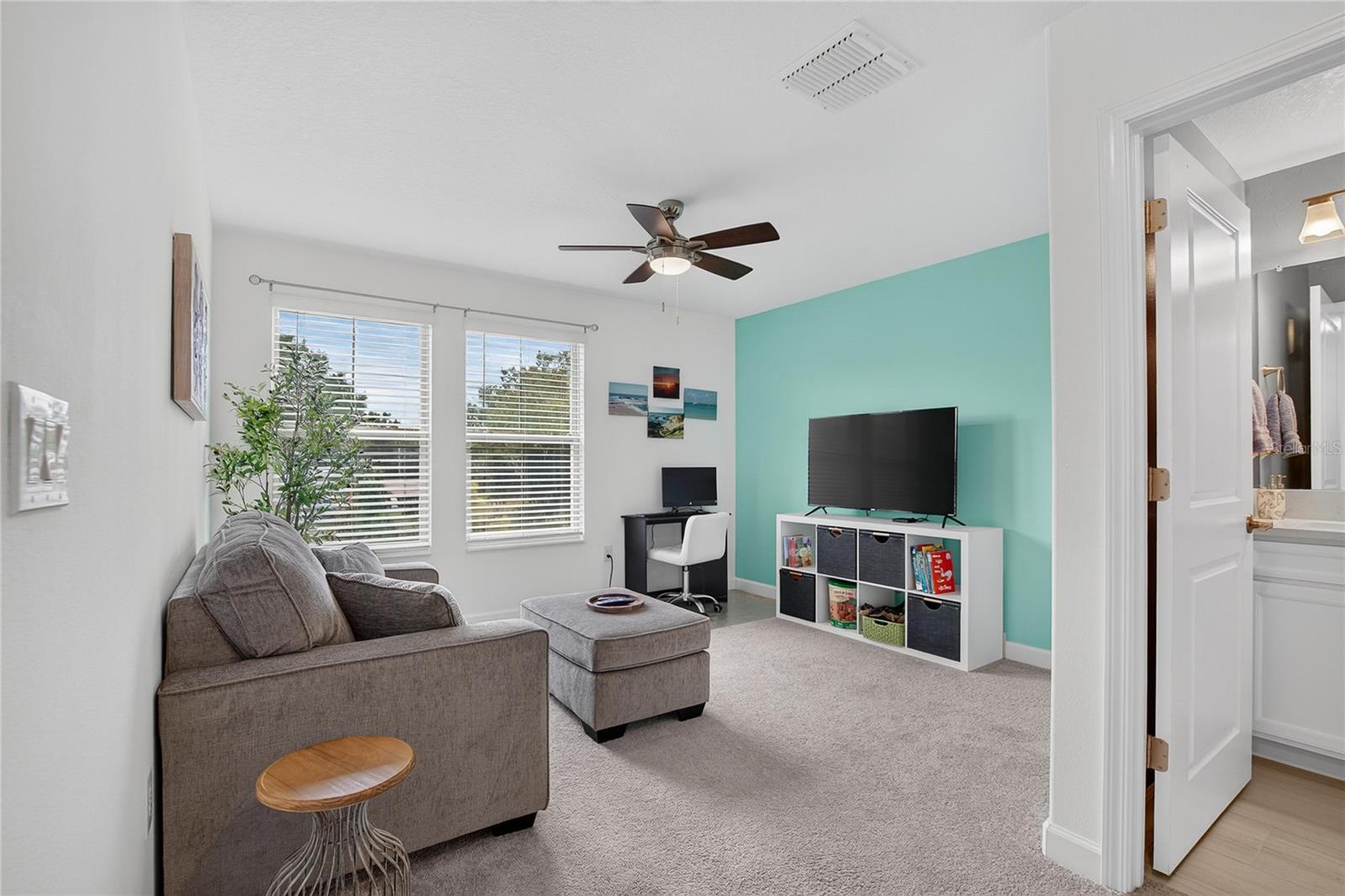 17538 HOLLY WELL AVE — photo 36