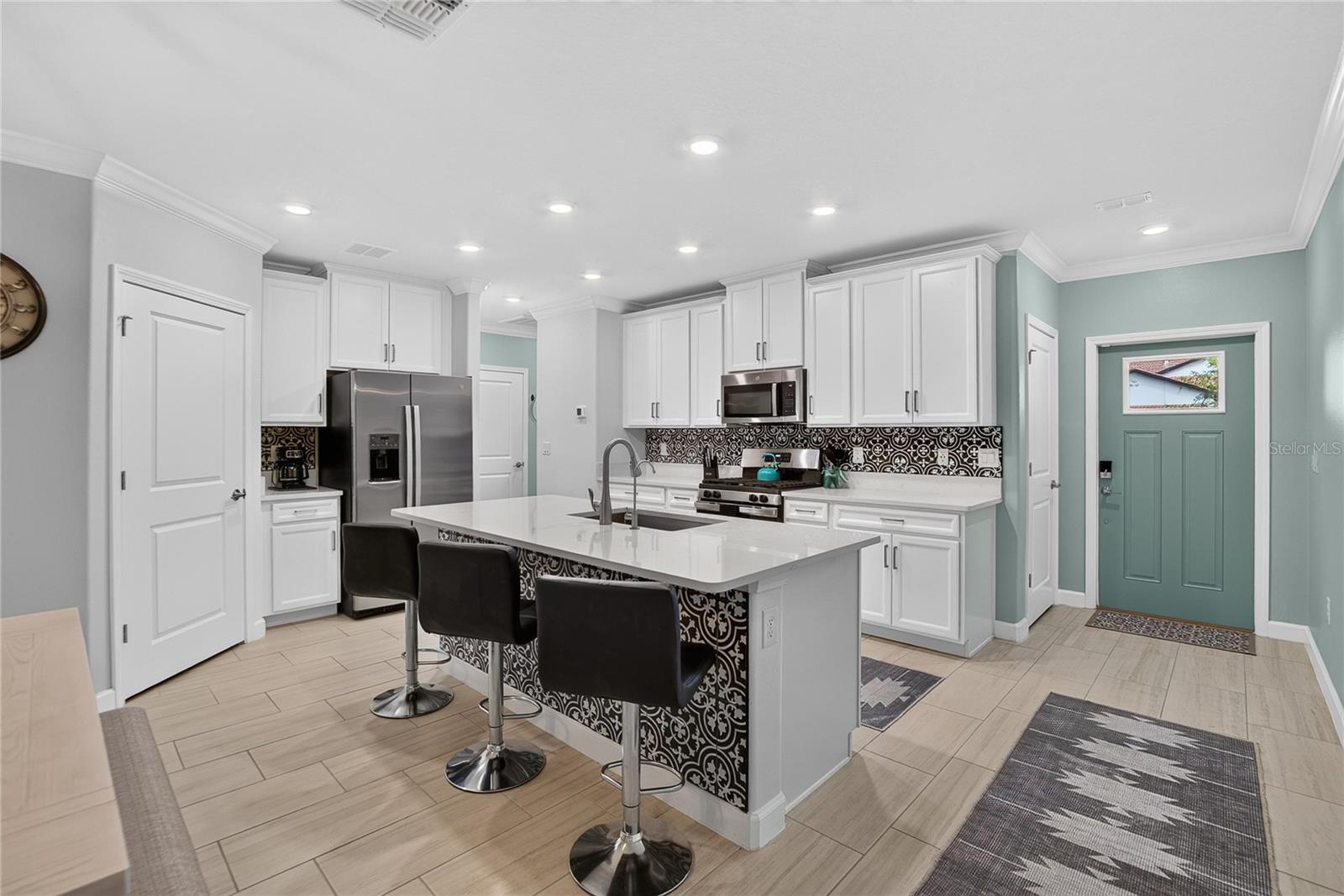 17538 HOLLY WELL AVE — photo 5