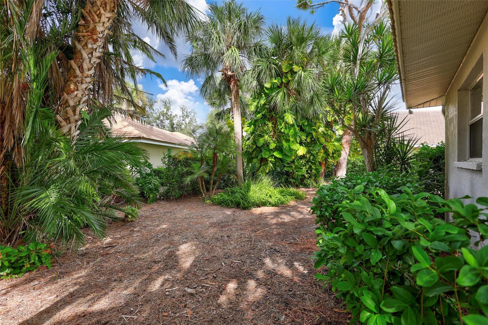 2104 TOCOBAGA LN — photo 48