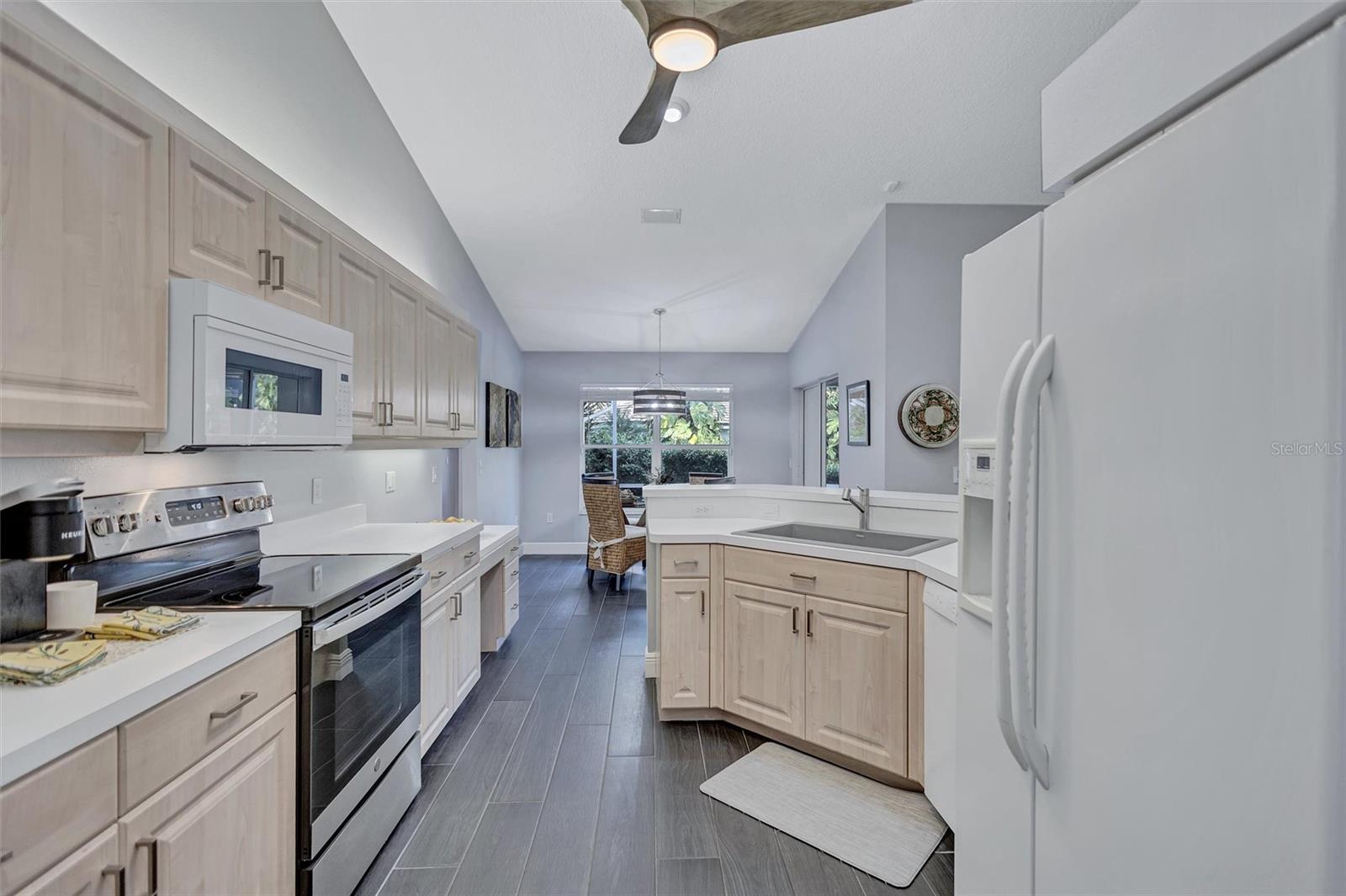 2104 TOCOBAGA LN — photo 20