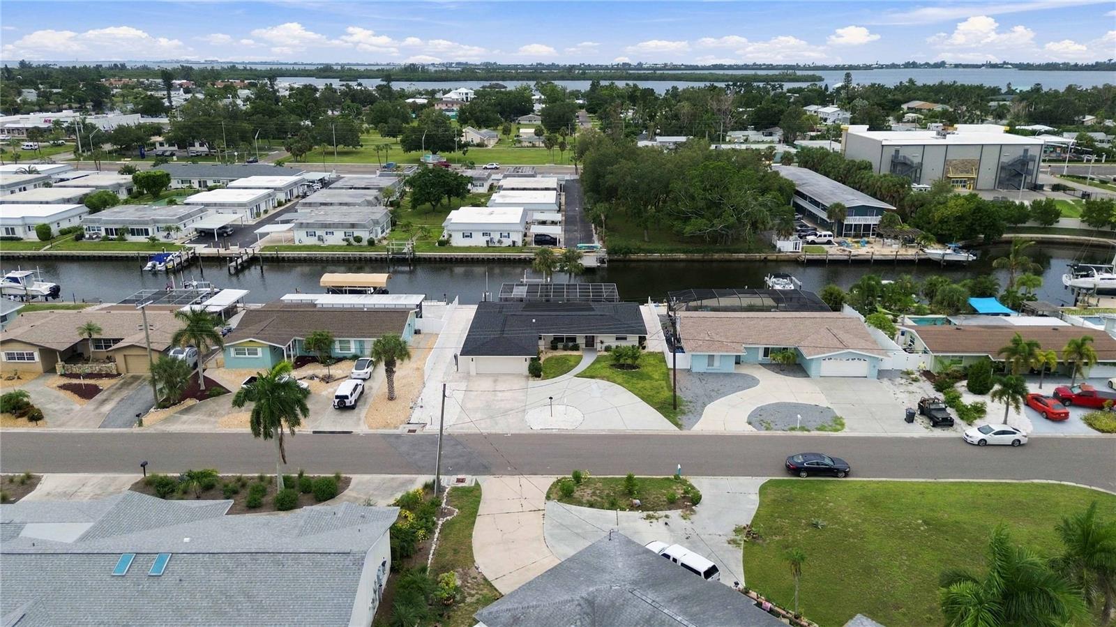 9911 ROYAL PALM DR — photo 25