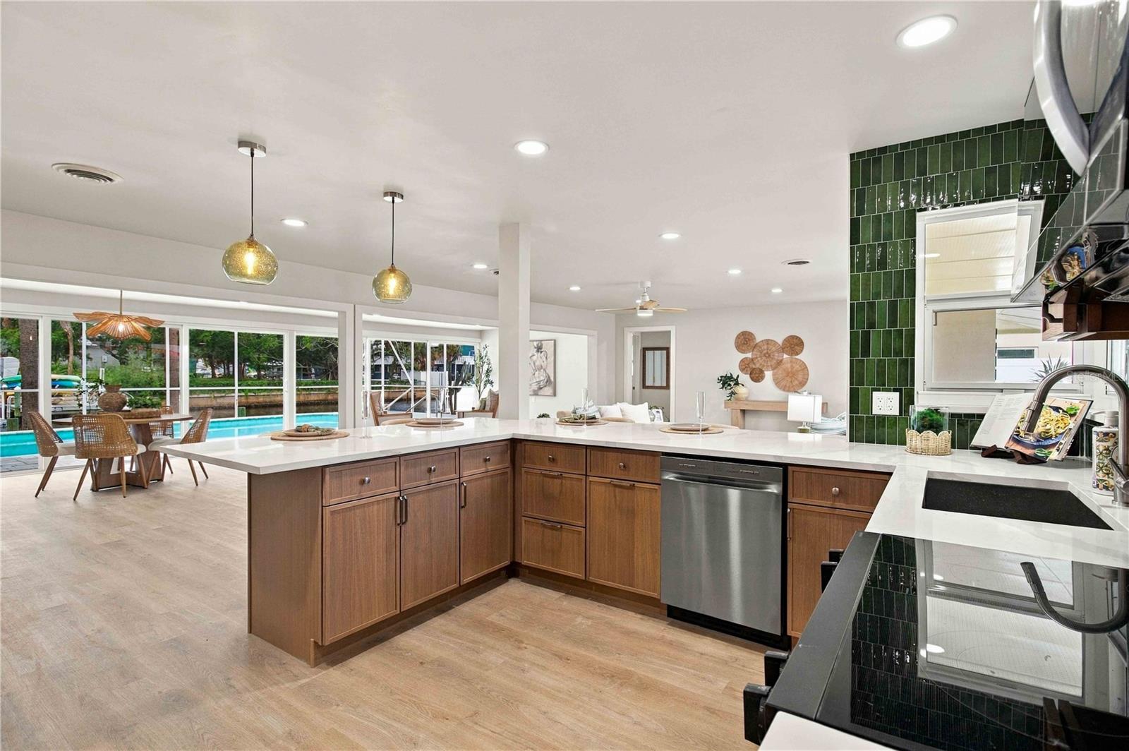 9911 ROYAL PALM DR — photo 20
