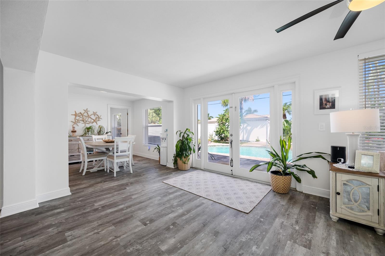 14921 SOVEREIGN DR — photo 12