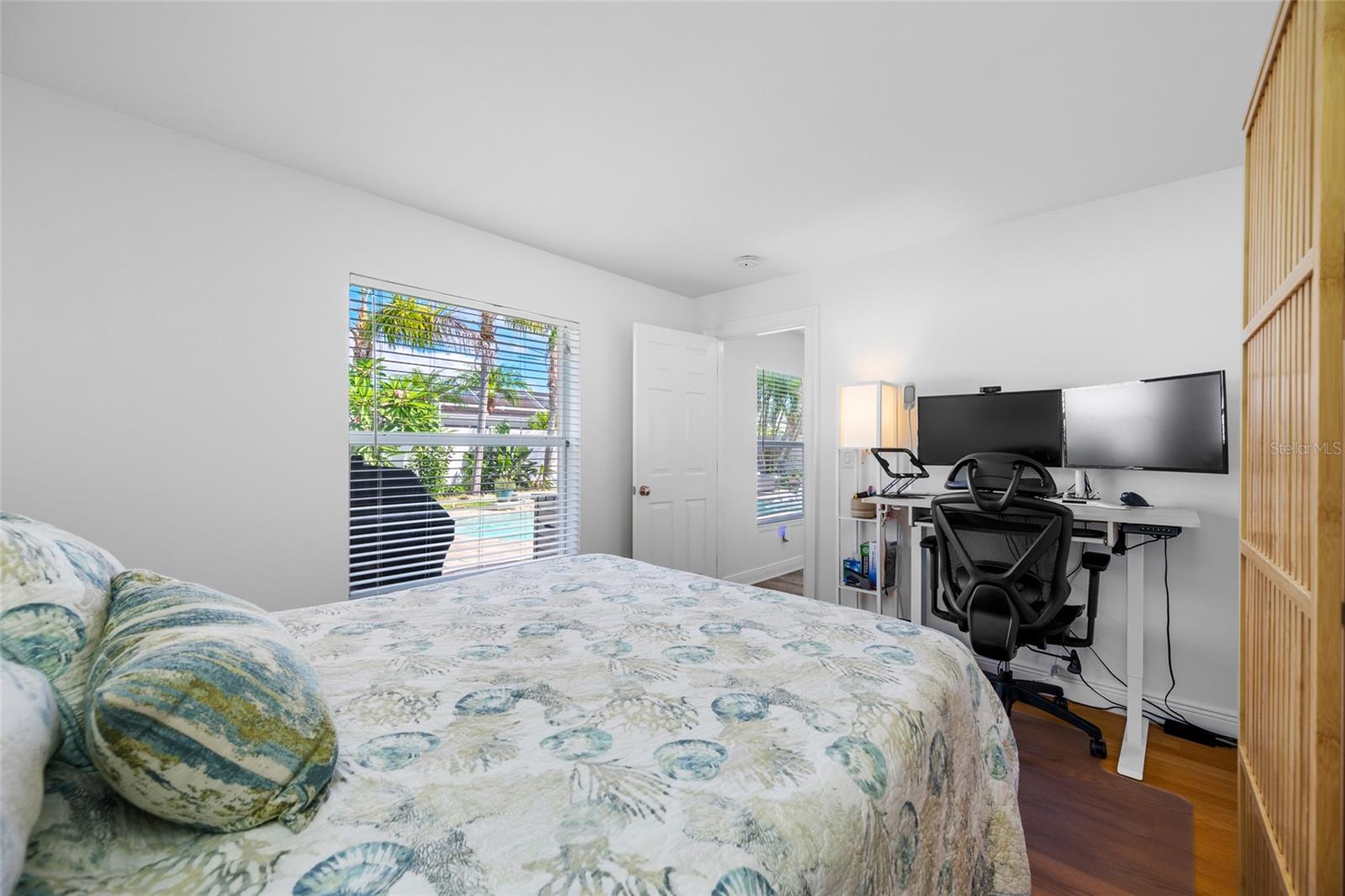 14921 SOVEREIGN DR — photo 27