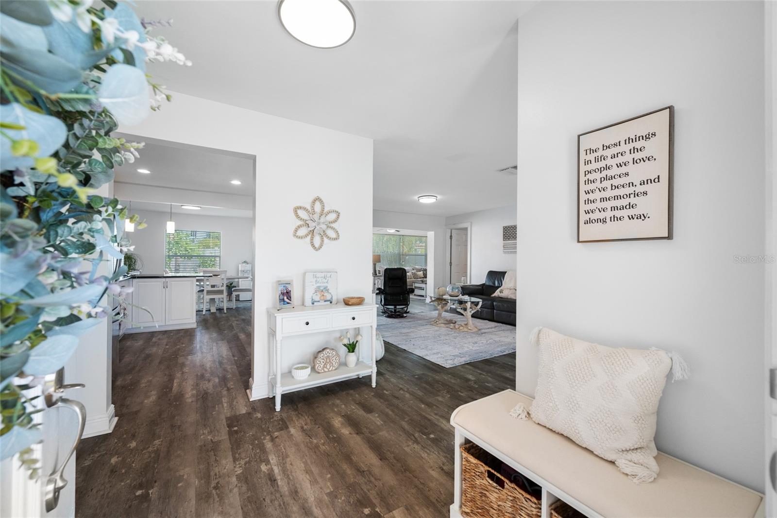 14921 SOVEREIGN DR — photo 24