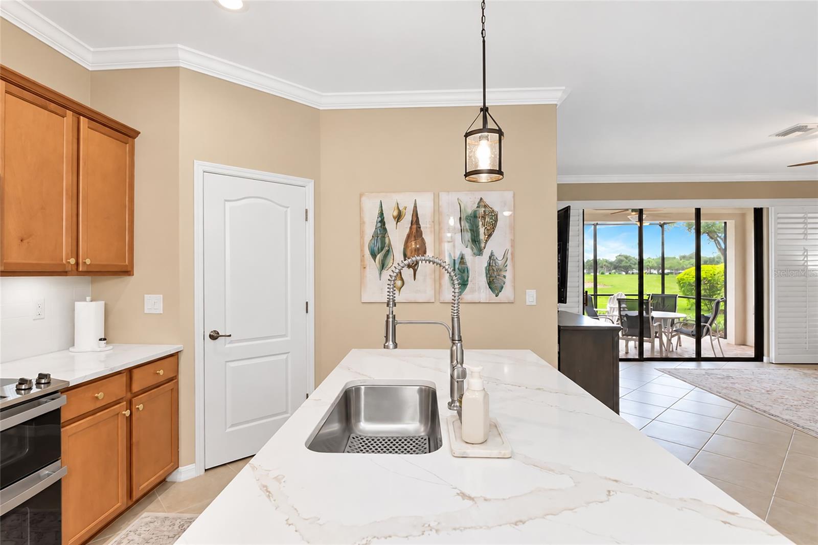 7027 QUIET CREEK DR — photo 14