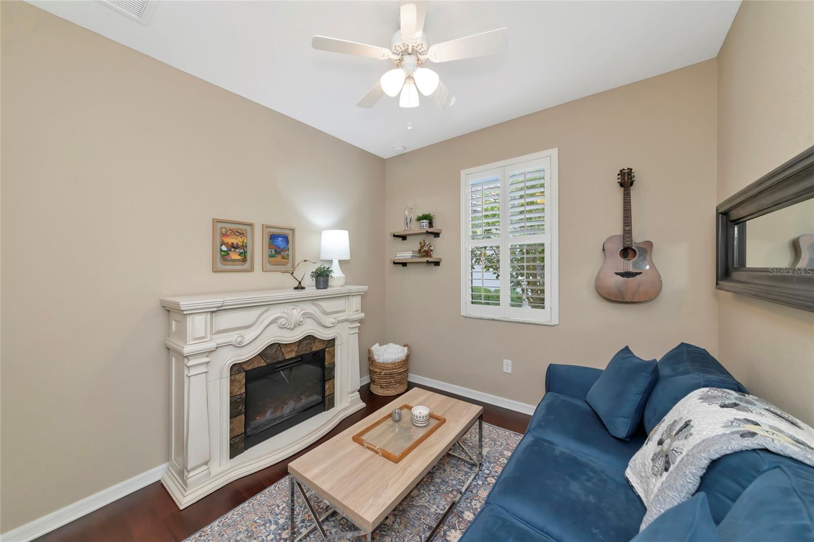 7027 QUIET CREEK DR — photo 9