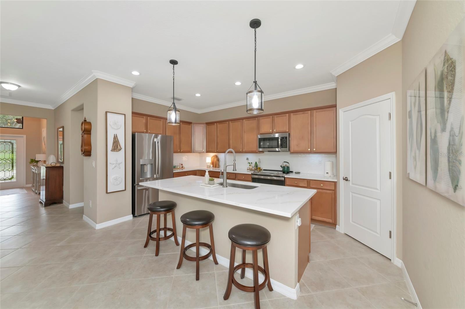 7027 QUIET CREEK DR — photo 16