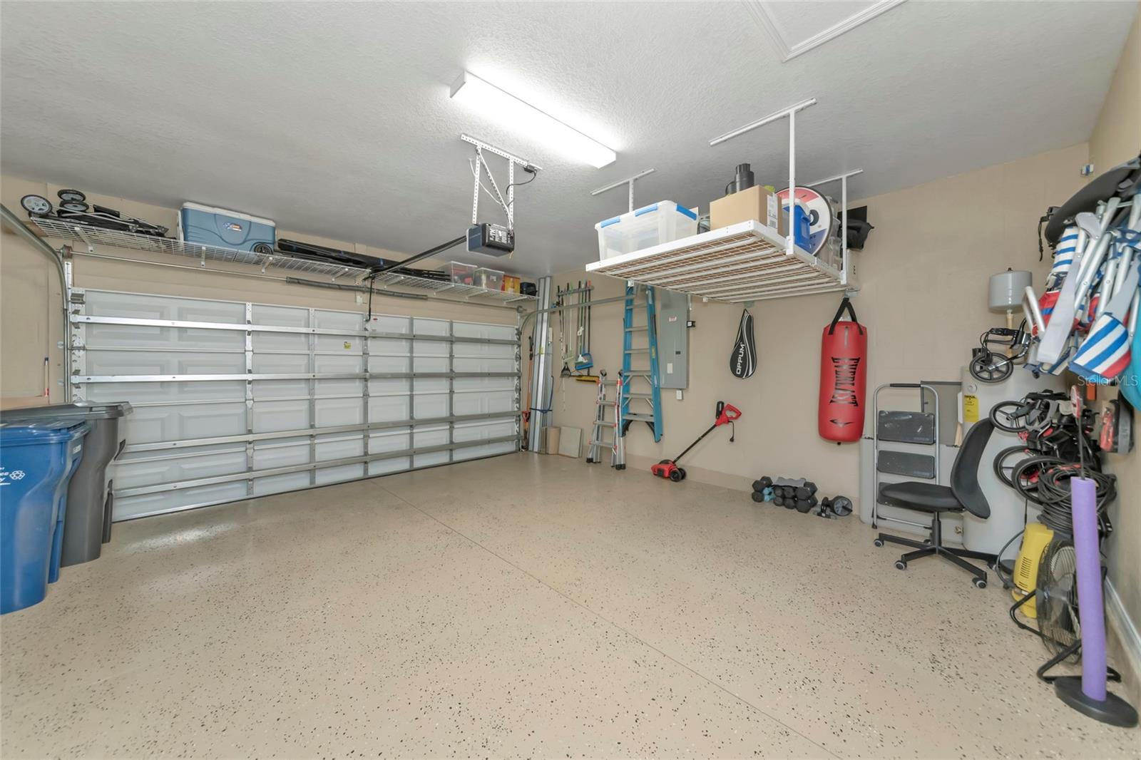 7027 QUIET CREEK DR — photo 33