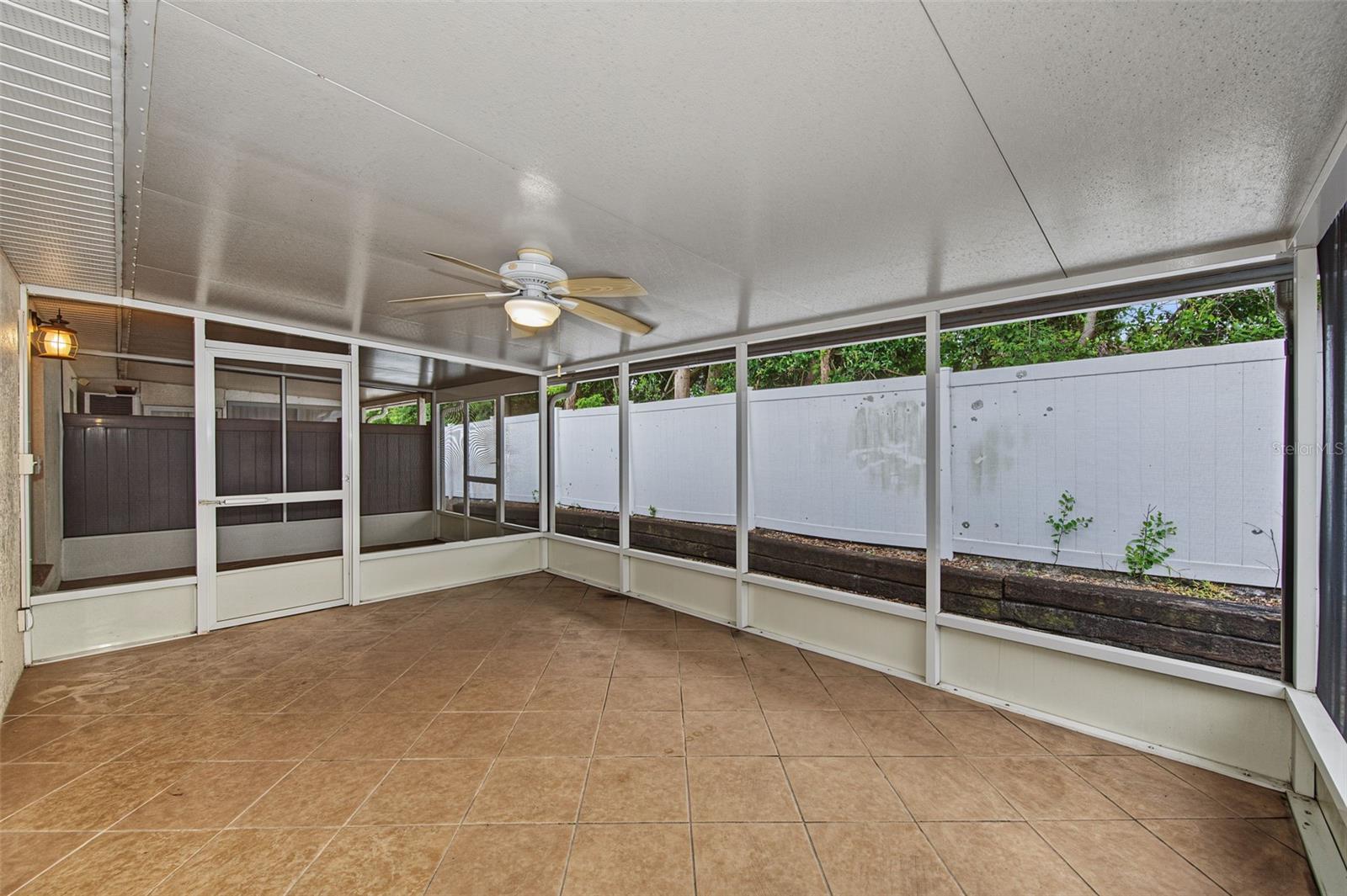 8406 TERRACE MEADOWS CT — photo 28