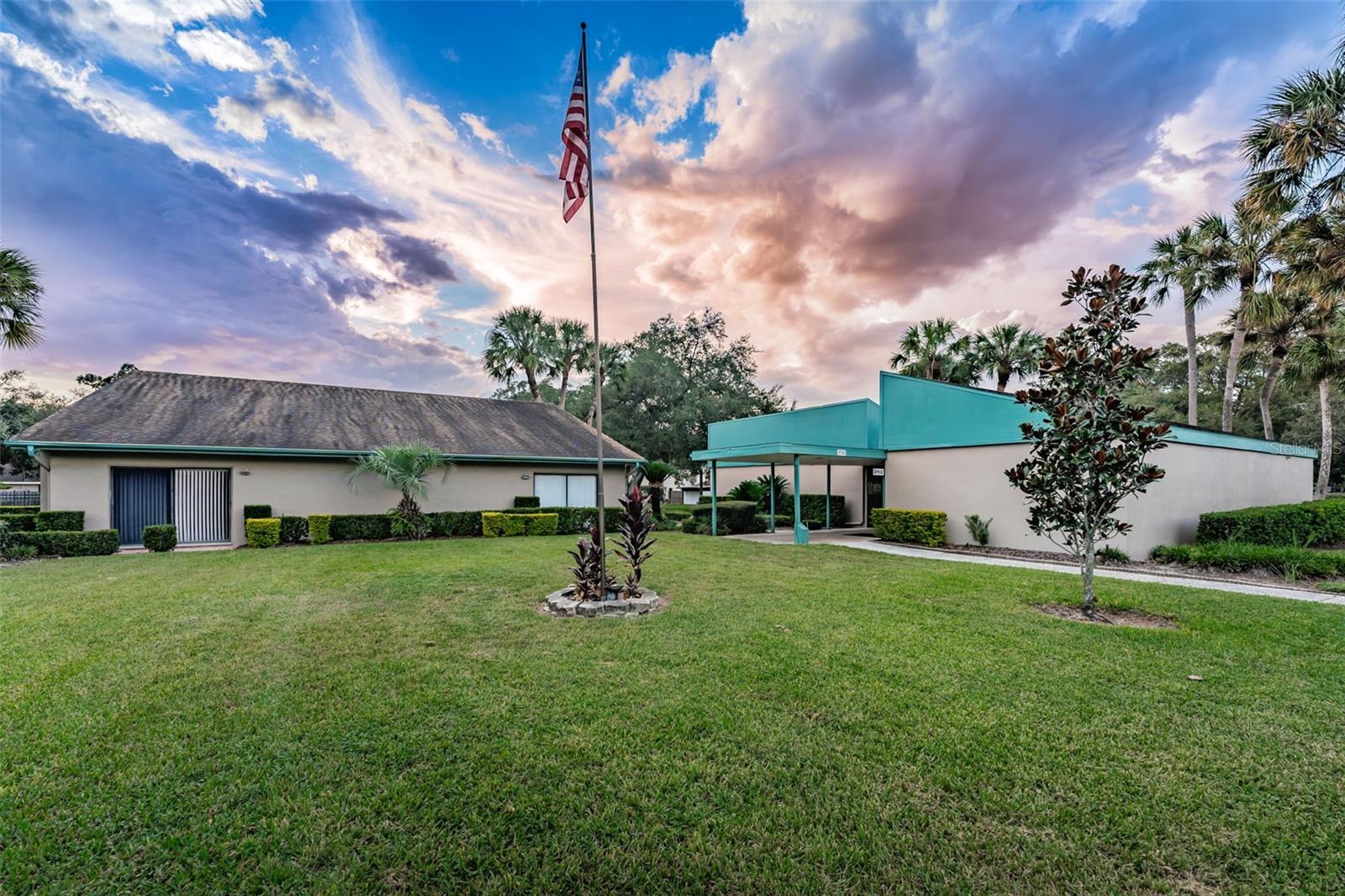 8406 TERRACE MEADOWS CT — photo 43
