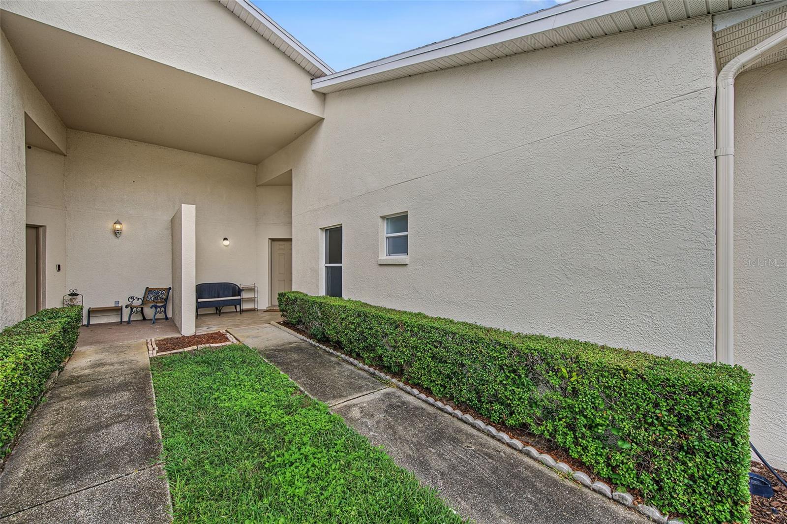 8406 TERRACE MEADOWS CT — photo 34