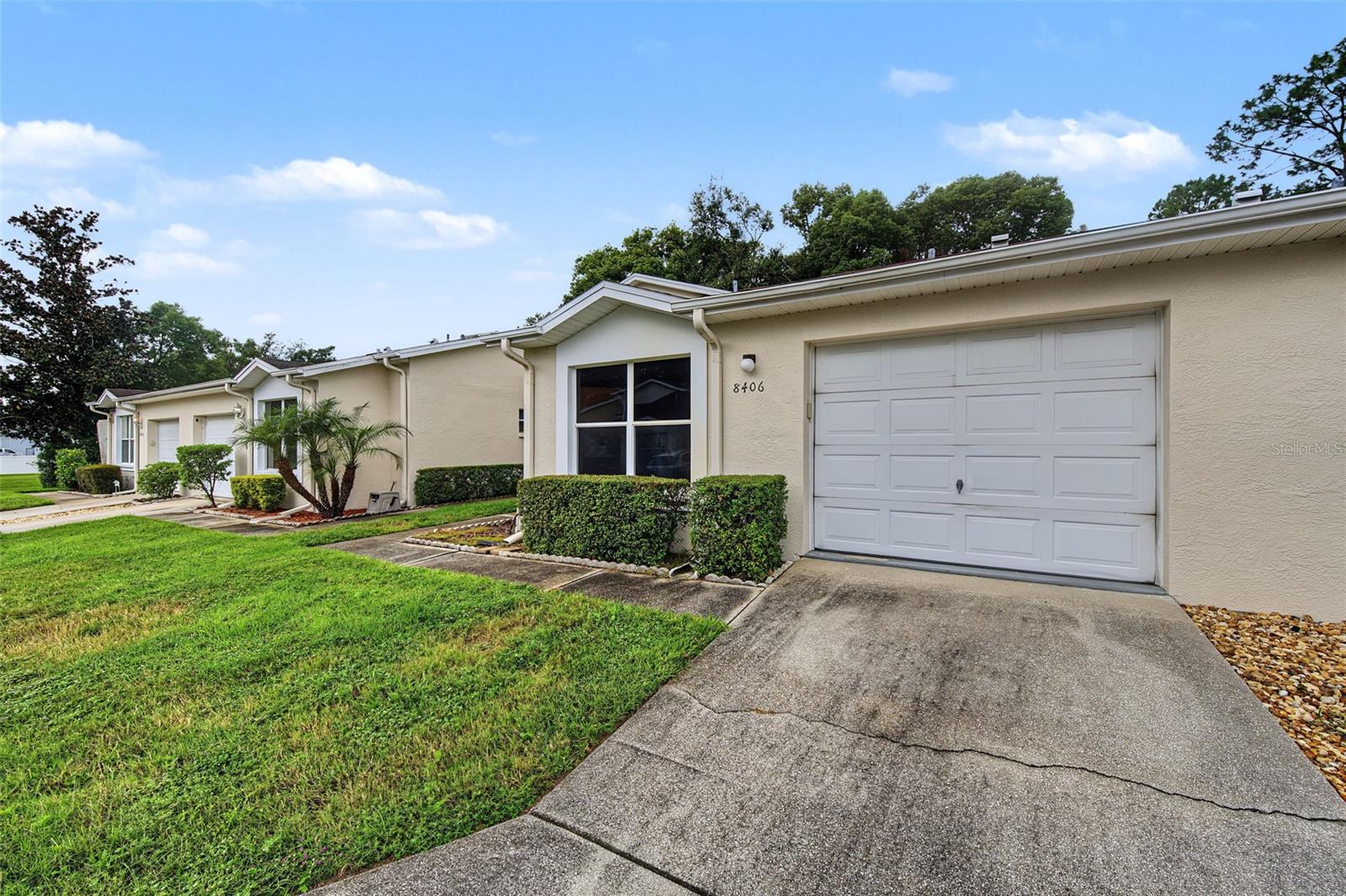 8406 TERRACE MEADOWS CT — photo 48