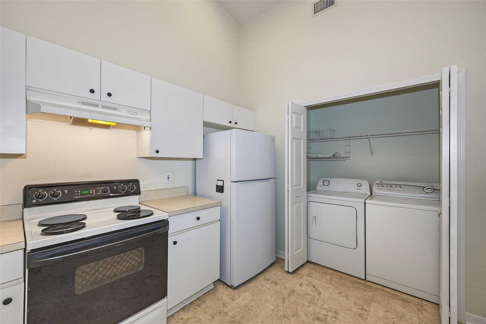 8406 TERRACE MEADOWS CT — photo 18