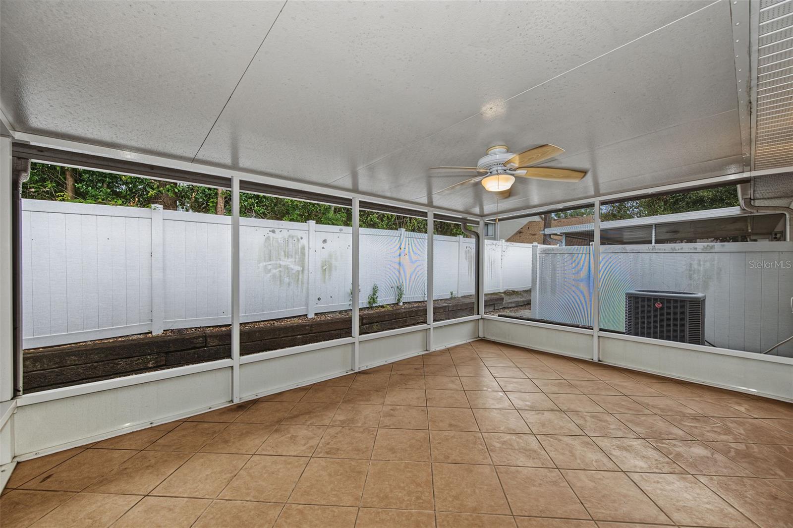 8406 TERRACE MEADOWS CT — photo 27