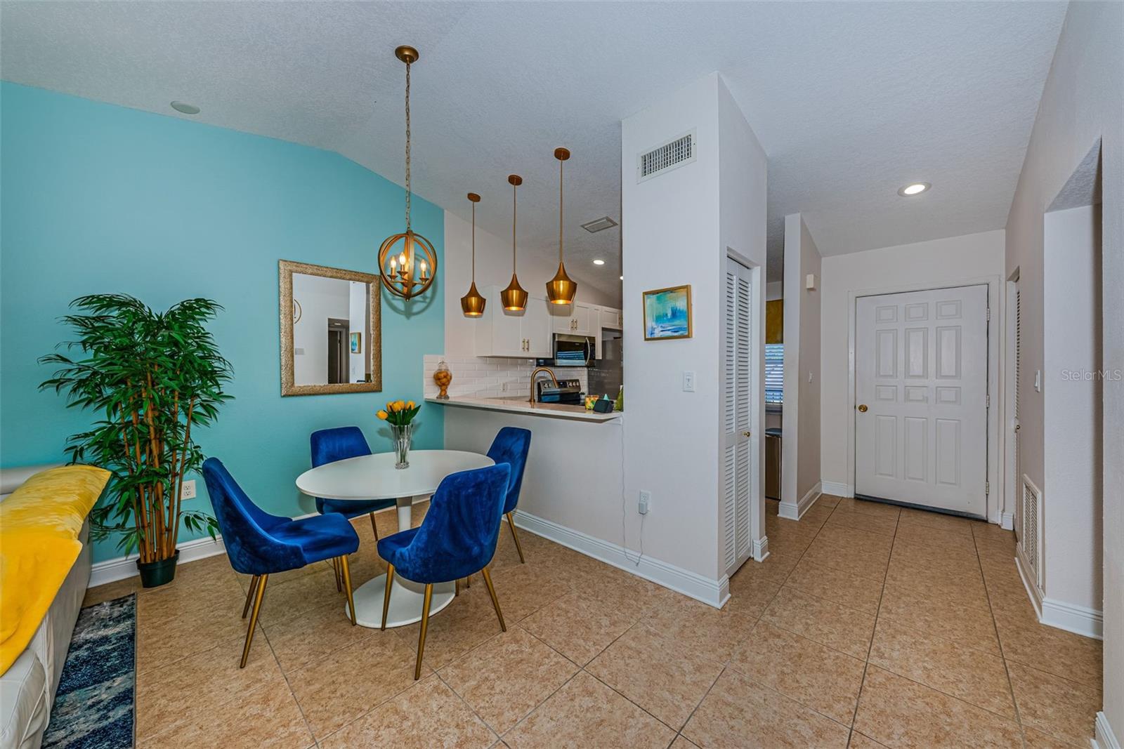 1022 BOWSPRIT LN #1022 — photo 3