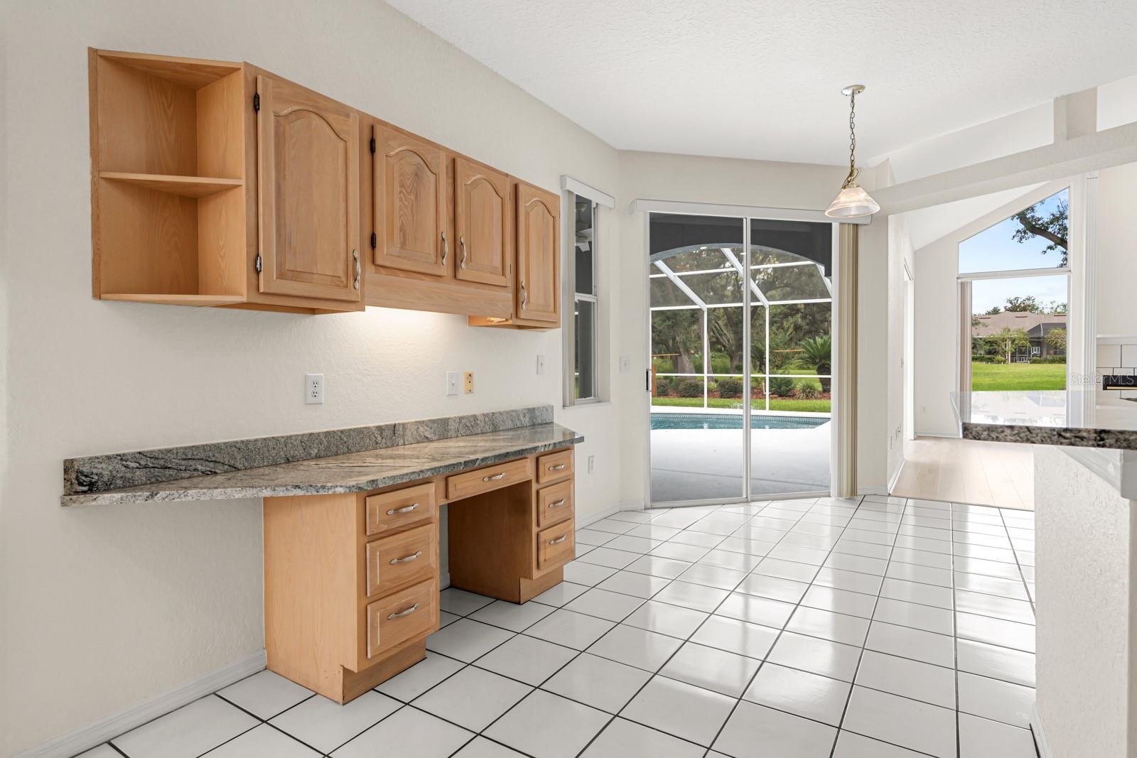 2713 CLUBHOUSE DR — photo 17