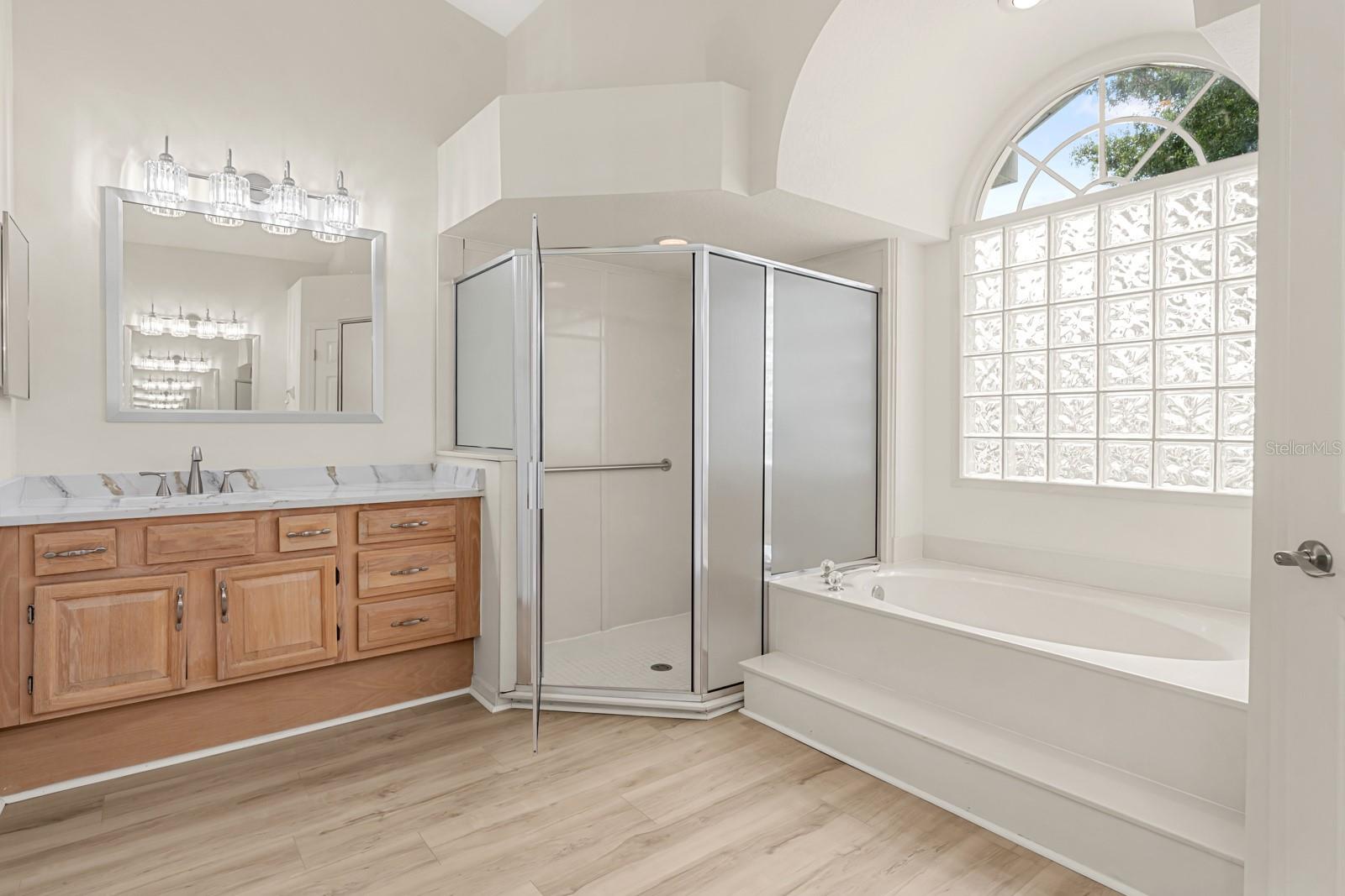 2713 CLUBHOUSE DR — photo 14