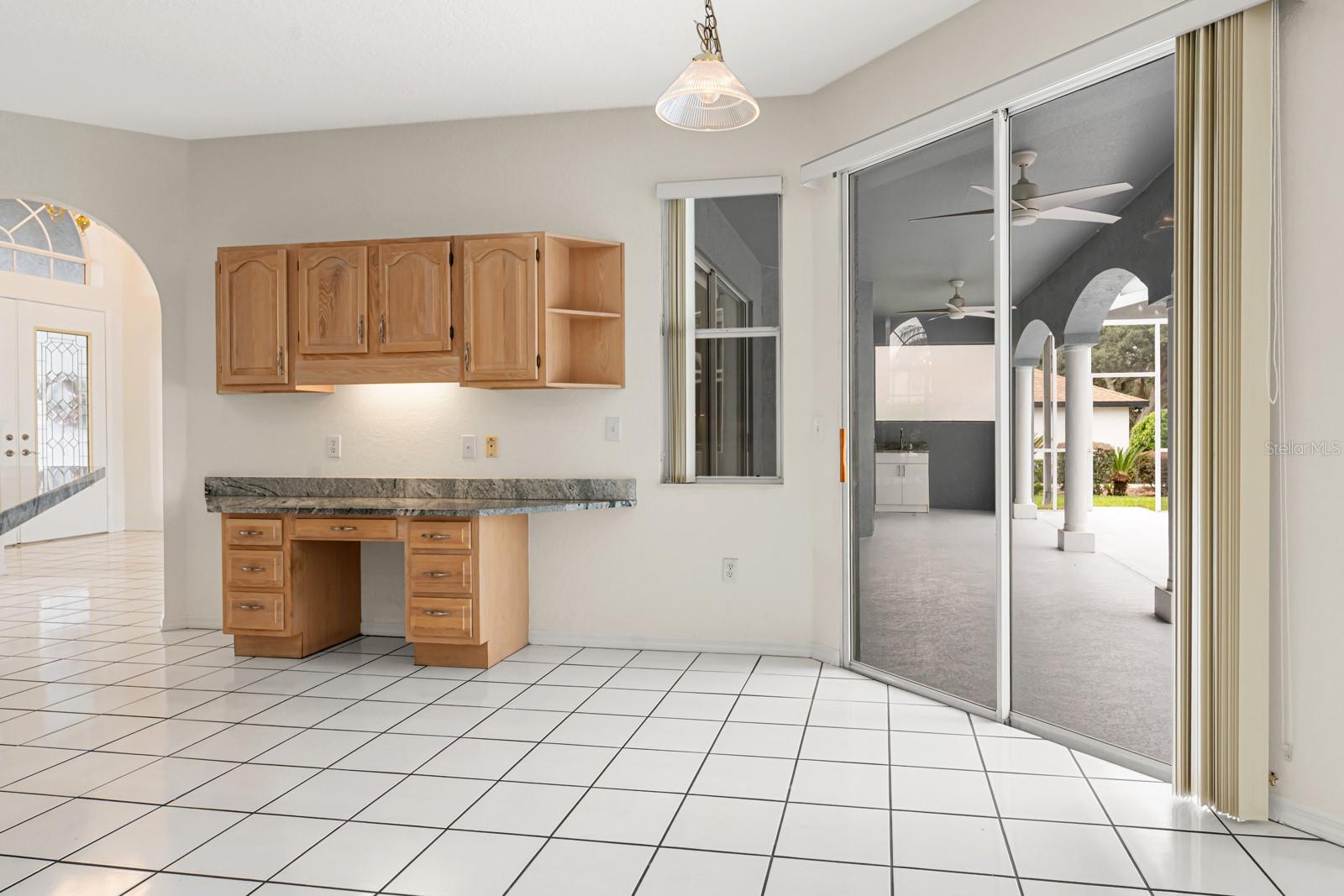 2713 CLUBHOUSE DR — photo 18