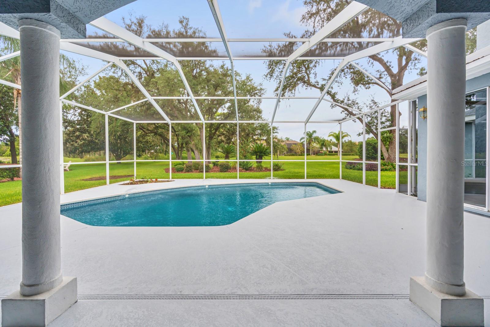 2713 CLUBHOUSE DR — photo 34