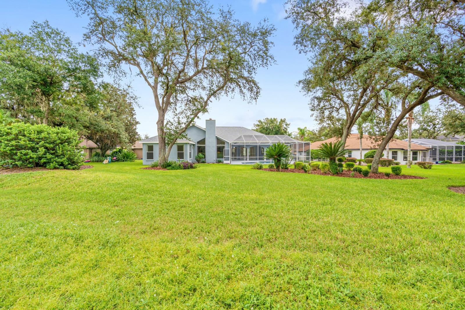 2713 CLUBHOUSE DR — photo 43