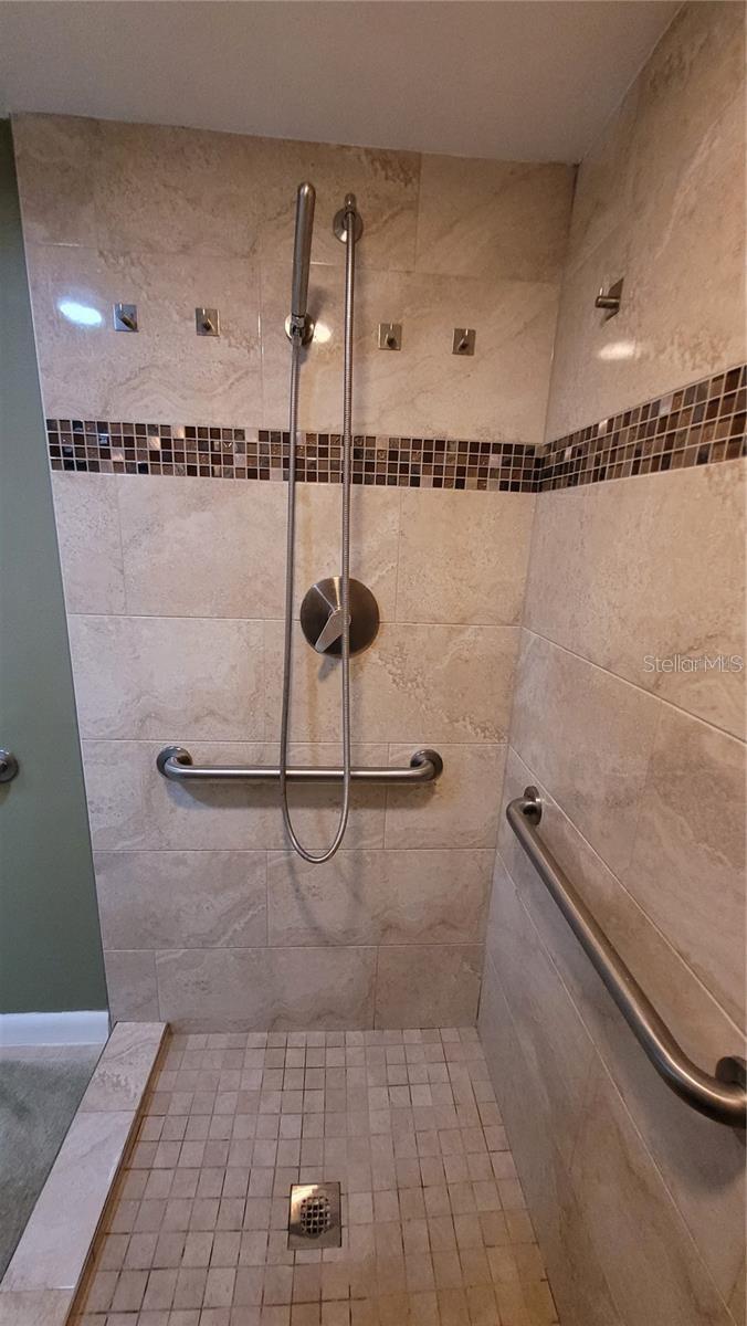 1806 MARINER DR #318 — photo 20