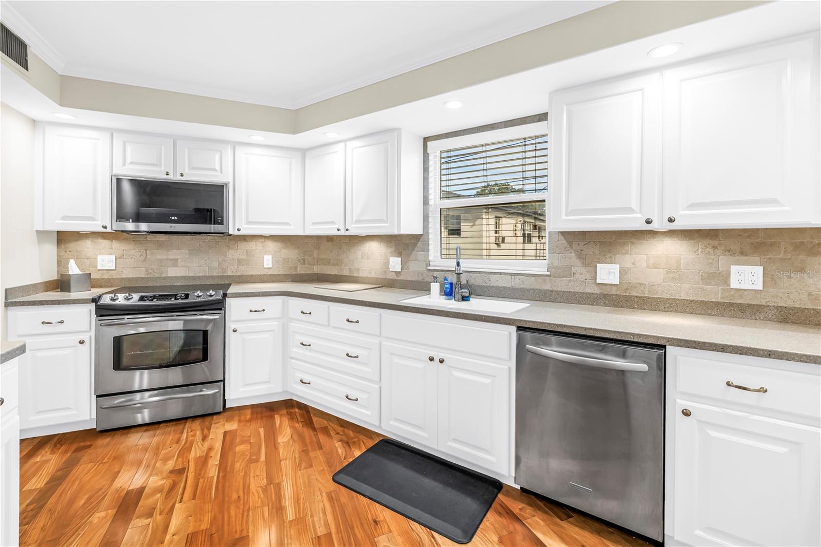 700 BEACH DR NE #201 — photo 13
