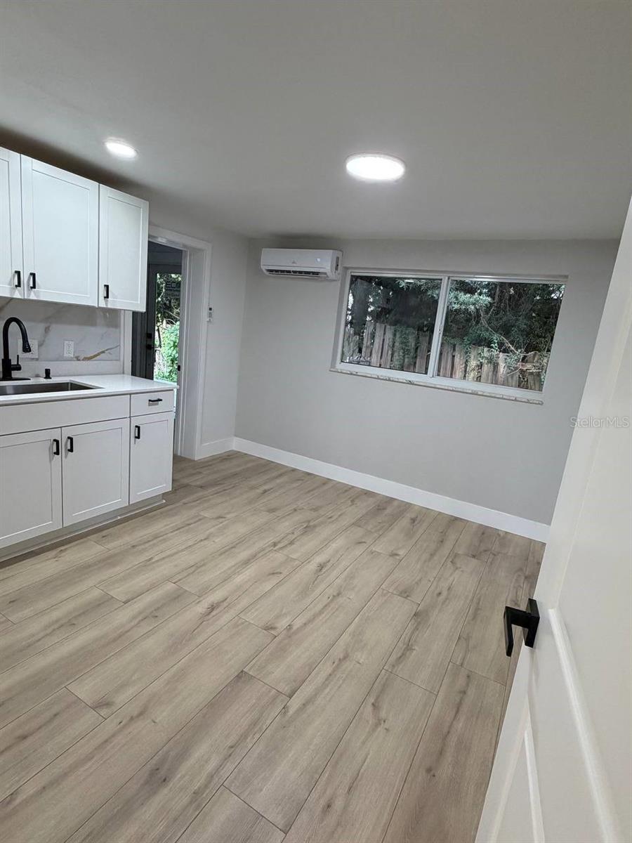924 VALMAR ST — photo 28