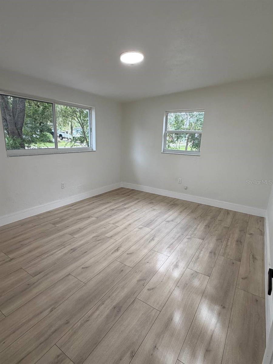 924 VALMAR ST — photo 42