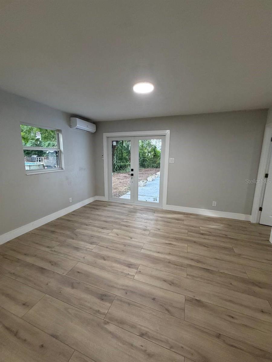 924 VALMAR ST — photo 20