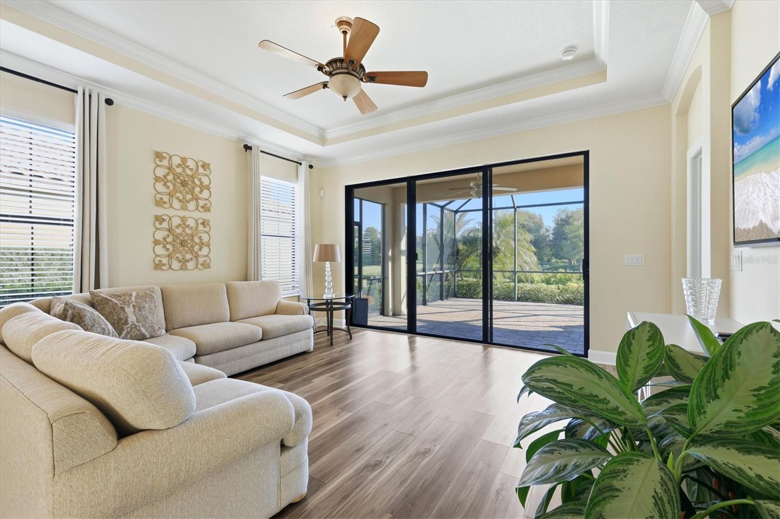 5367 VACCARO CT — photo 9