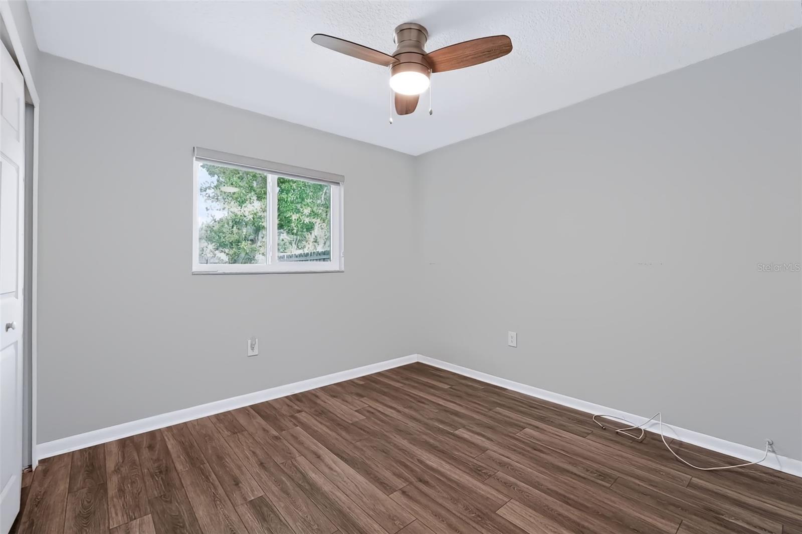 744 GREEN VALLEY RD — photo 8