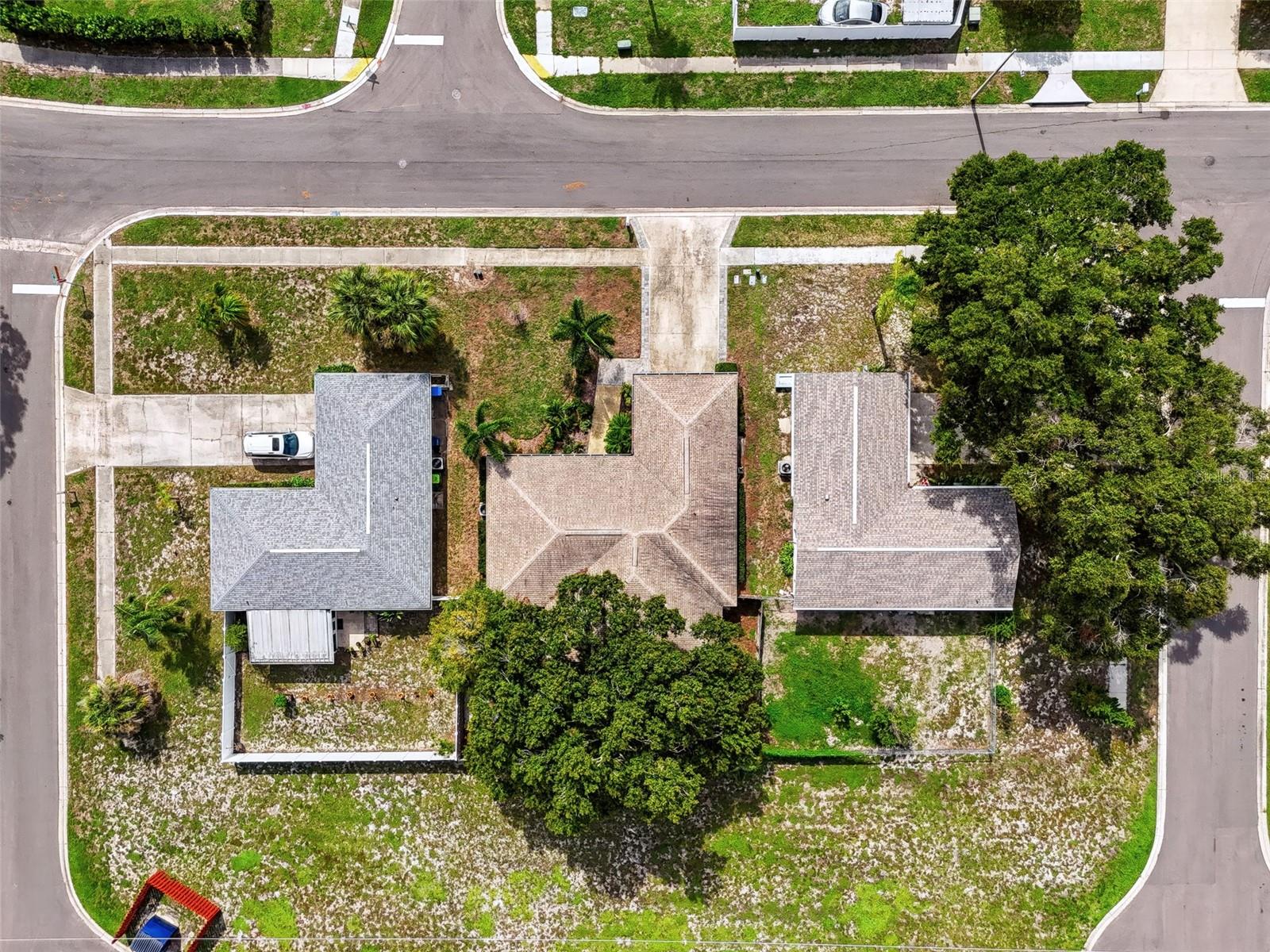 744 GREEN VALLEY RD — photo 38