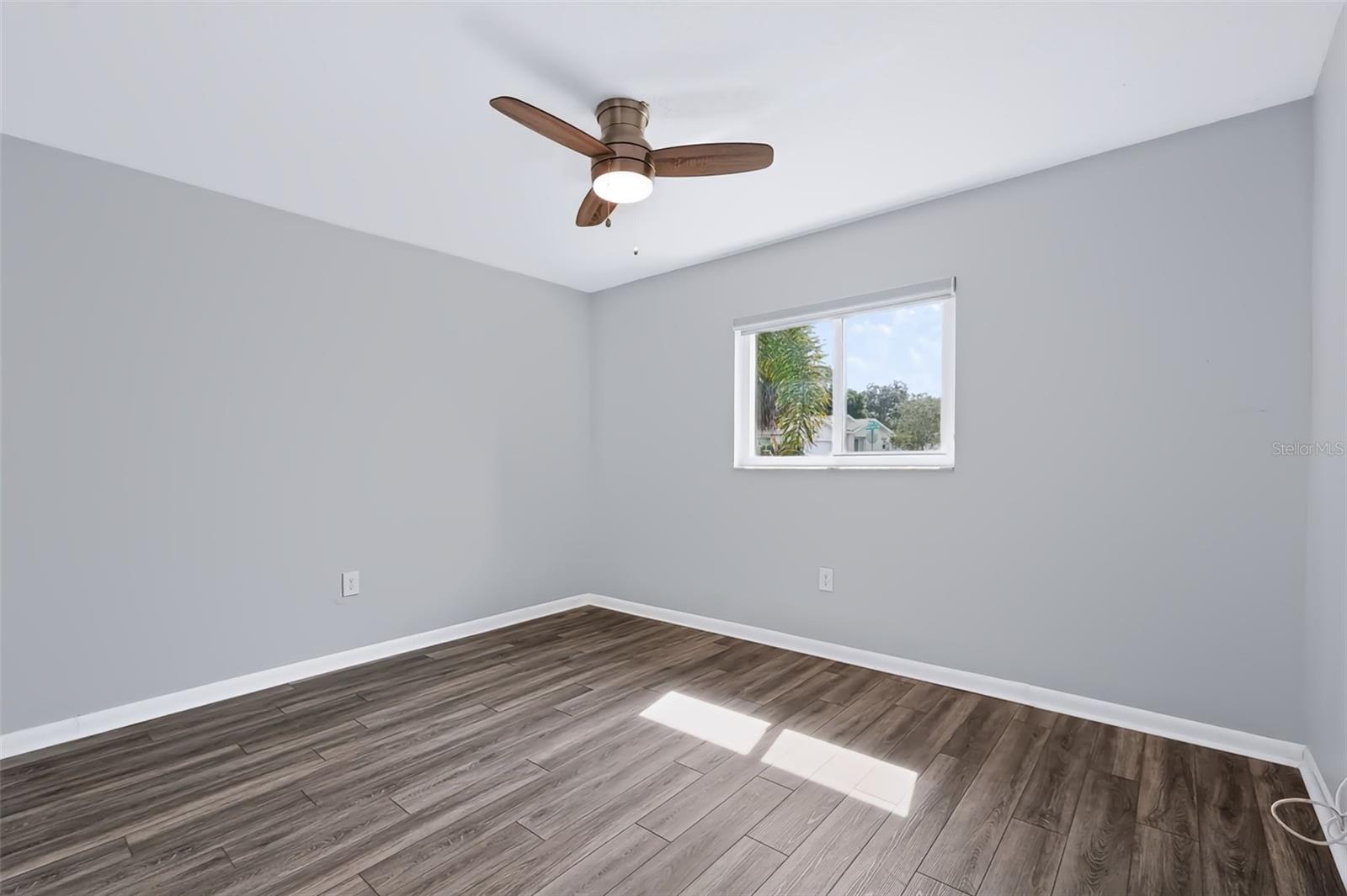 744 GREEN VALLEY RD — photo 10