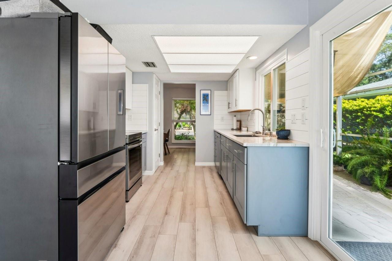 4254 MARINE PKWY — photo 13