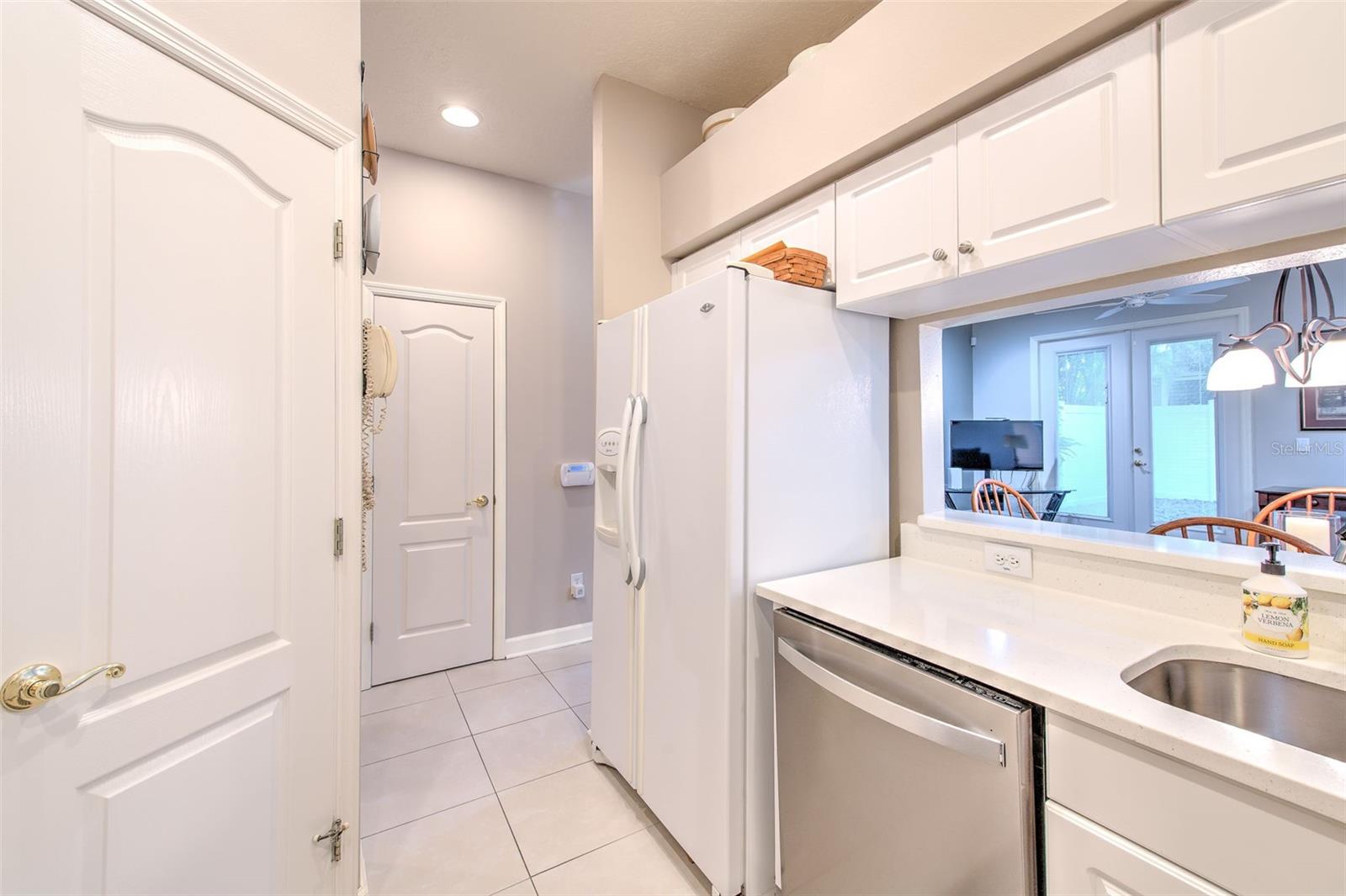 3111 W SAN PEDRO ST — photo 7