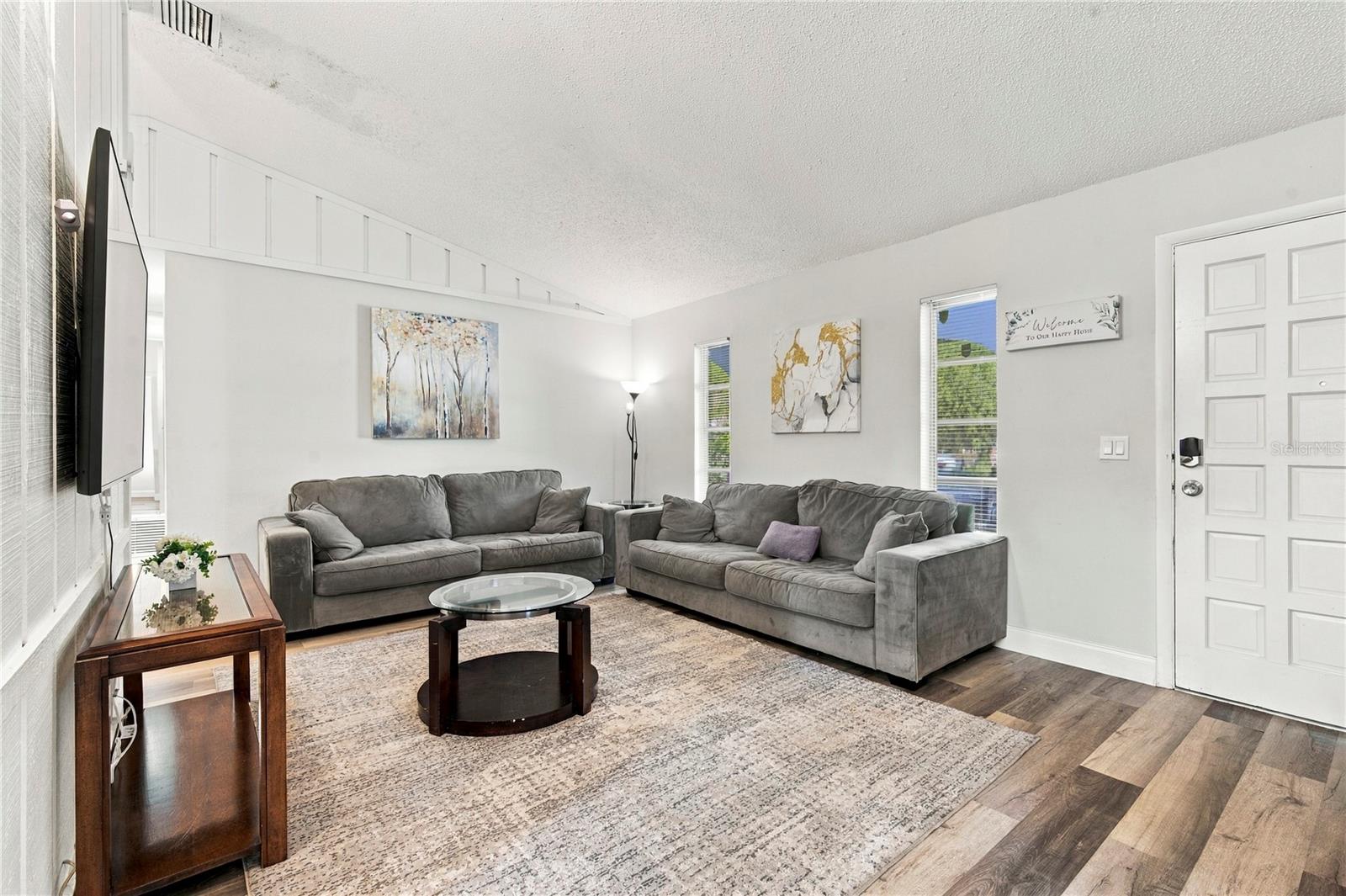200 TWIN LAKE DR — photo 34