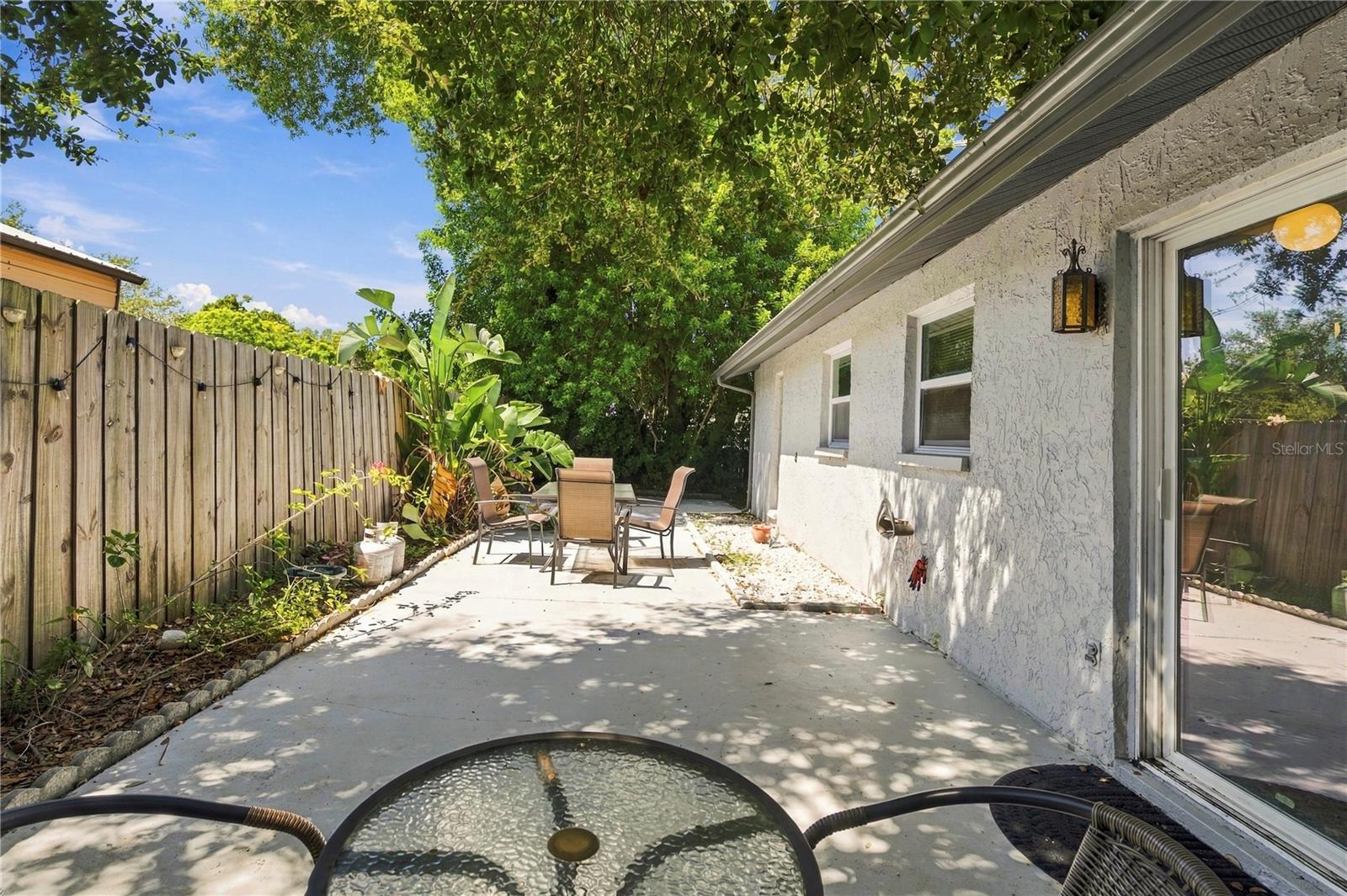 200 TWIN LAKE DR — photo 51