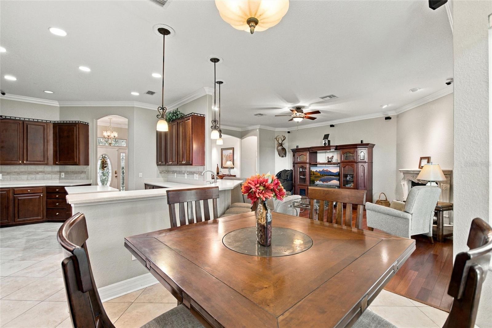 4108 N FORBES RD — photo 3