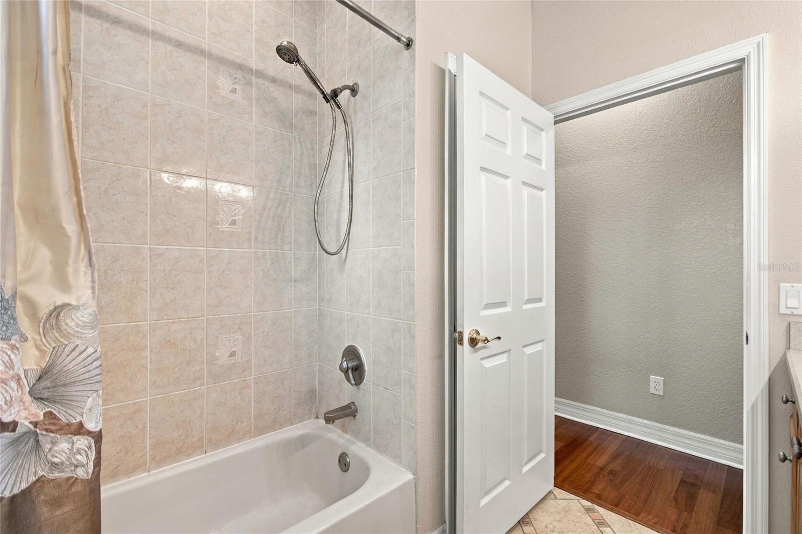 4108 N FORBES RD — photo 28