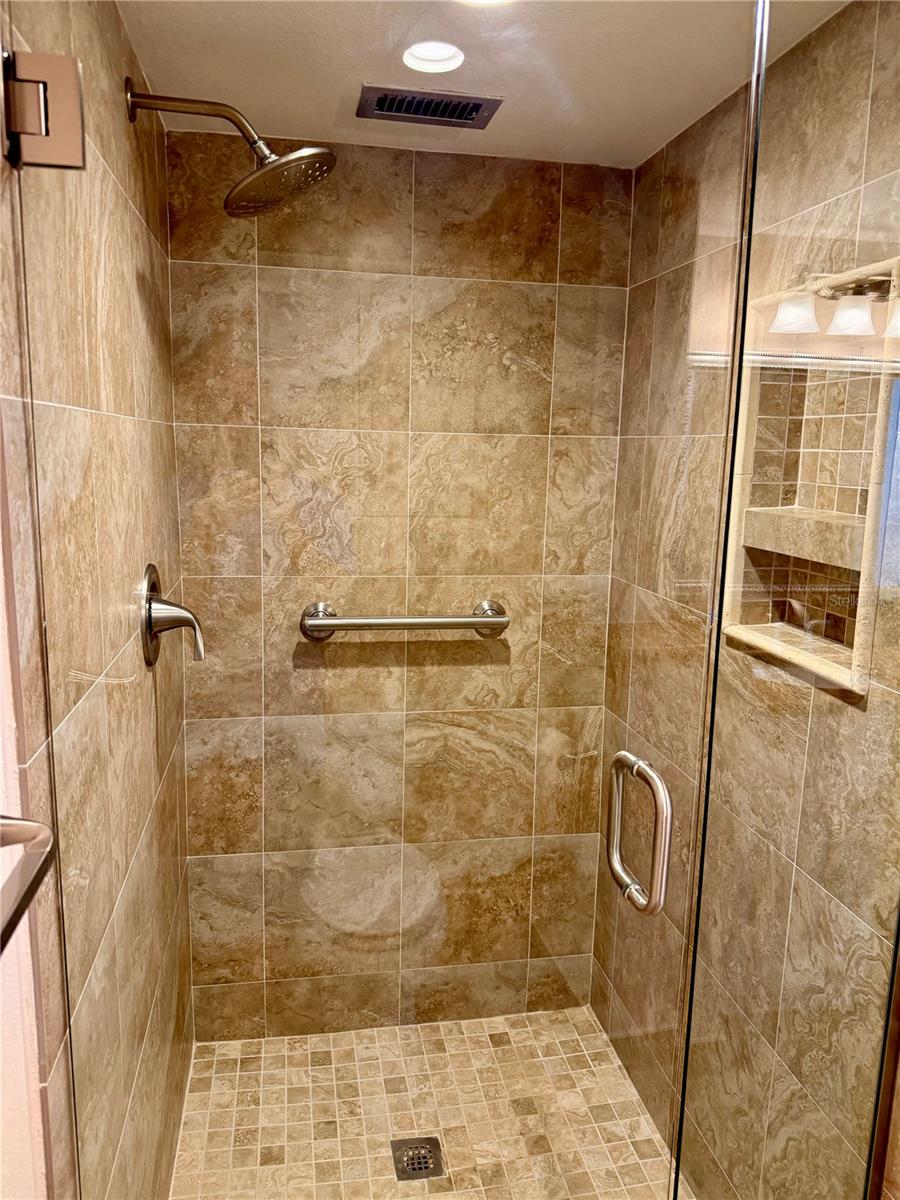 2620 COVE CAY DR #307 — photo 11
