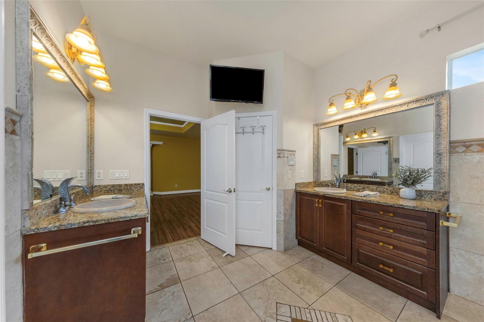 32632 TYNDALL RD — photo 37